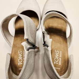 TOMS Milan Women's Cream Sandals